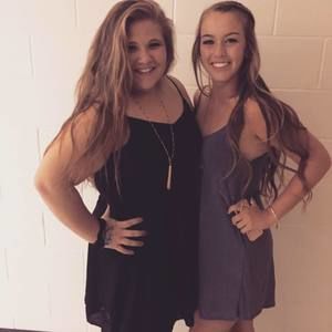 Meet your Posher, Lorelle